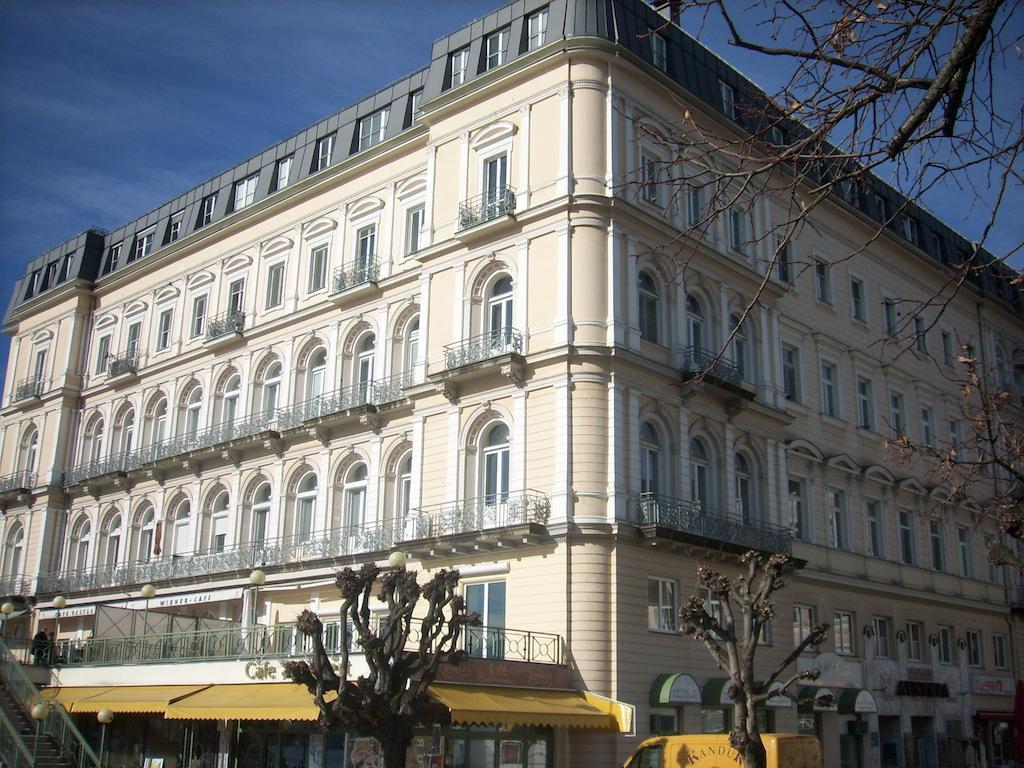 Garconniere Im Ehemaligen Hotel Austria Gmunden Buitenkant foto